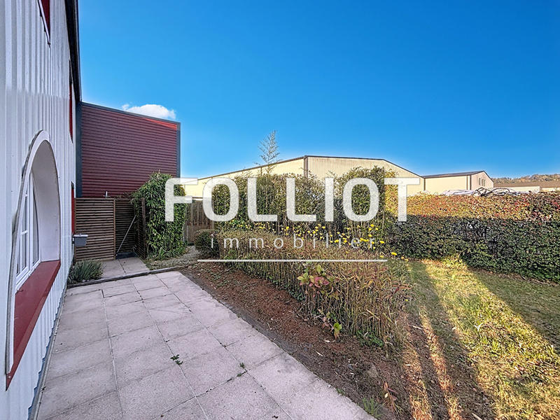 Local d'activité / Entrepôt - 380 m² - 5 pièces