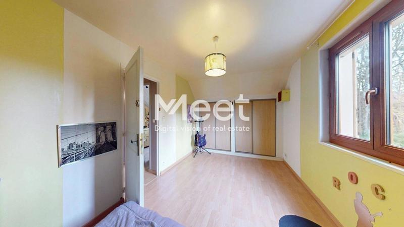 Maison - 145 m² - 6 pièces