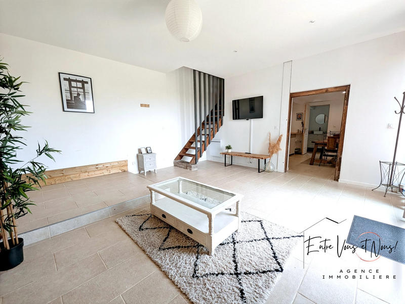 Maison - 315 m² - 10 pièces