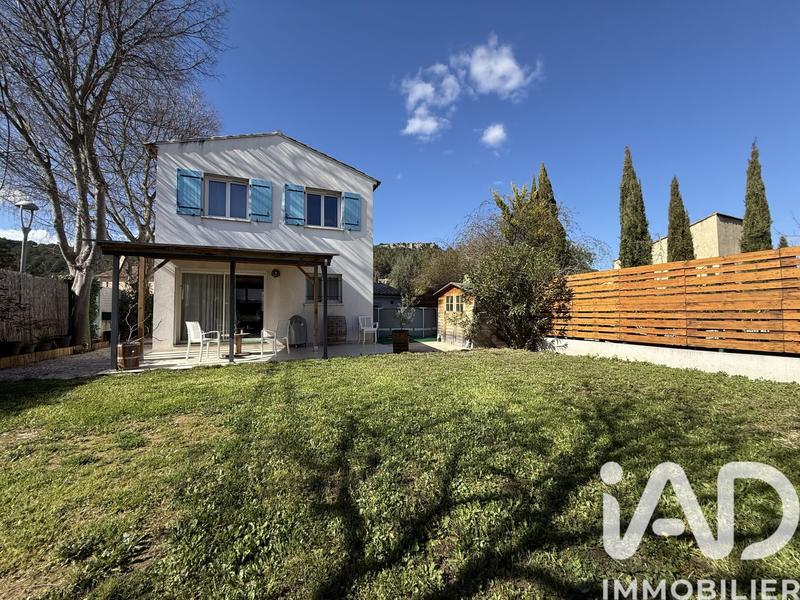 Maison - 90 m² - 4 pièces