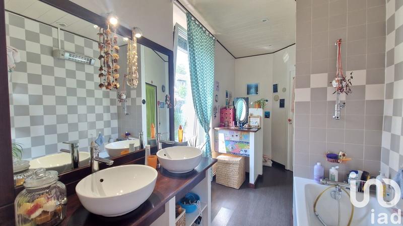 Maison - 171 m² - 7 pièces