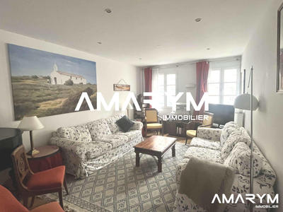 Maison - 224 m² - 6 pièces