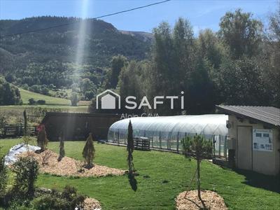 Local commercial - 4 000 m² - 17 pièces