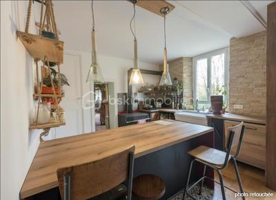 Maison - 257 m² - 8 pièces