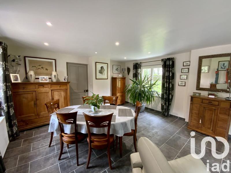 Maison - 167 m² - 10 pièces