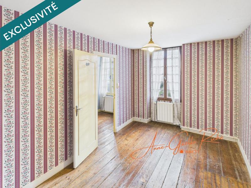 Maison - 317 m² - 10 pièces