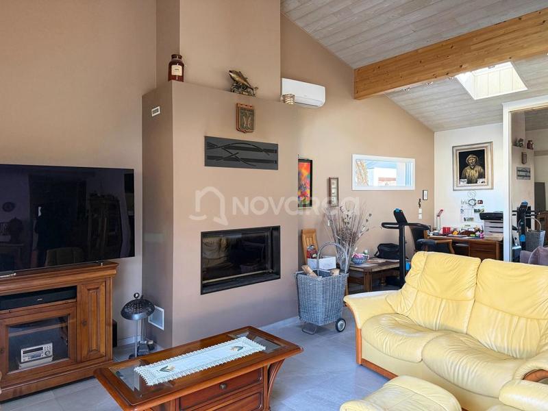 Maison - 143 m² - 4 pièces