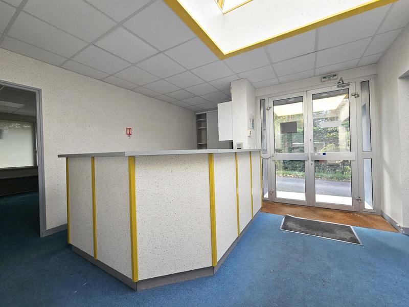 Bureau - 190 m² - 10 pièces