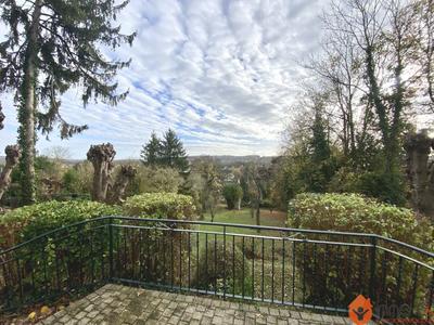 Maison - 130 m² - 7 pièces