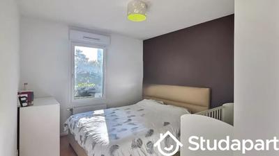 Chambre - 12 m² - 1 pièce