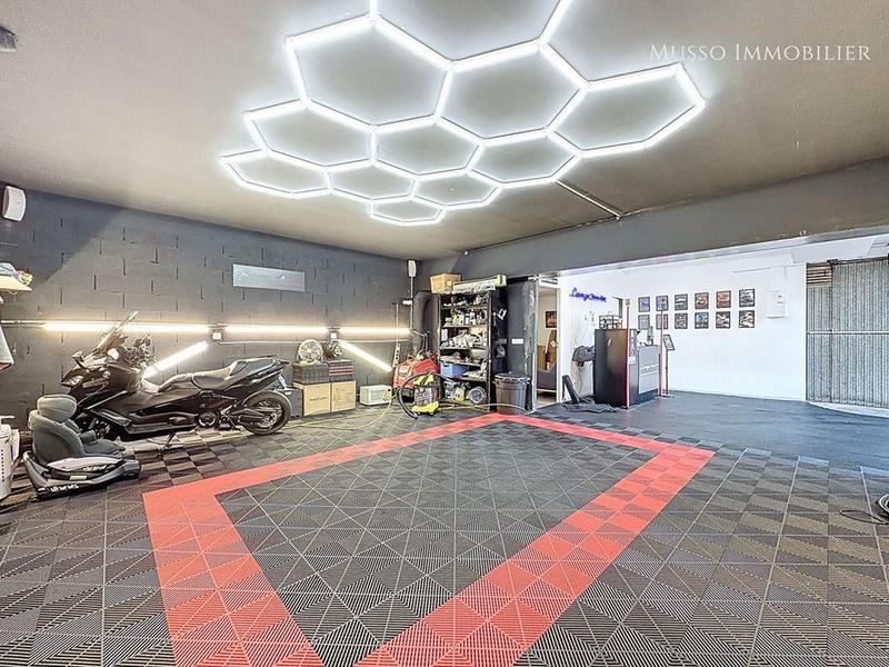 Fonds de commerce - Local commercial - 65 m²