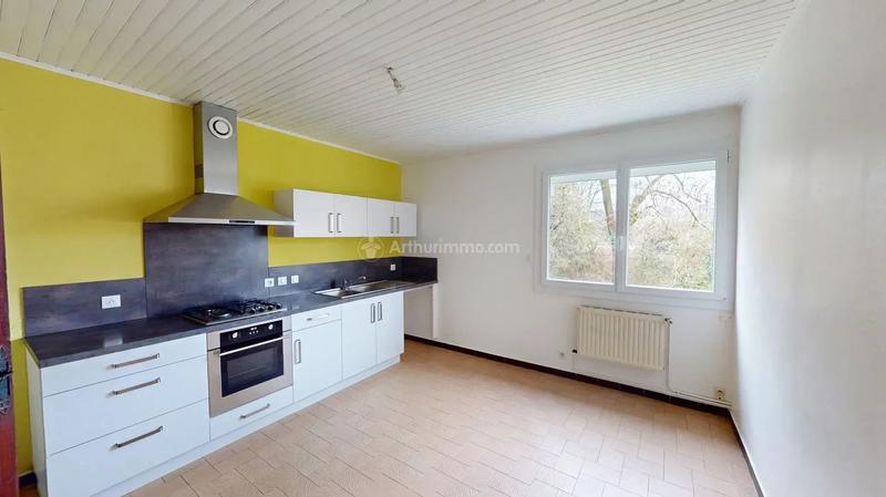 Appartement - 81 m² - 3 pièces