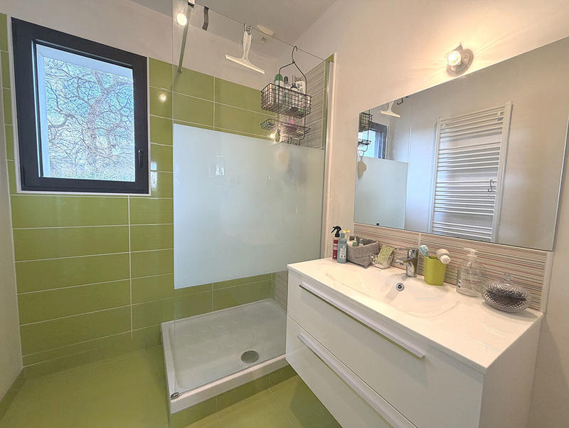 Maison - 176 m² - 7 pièces