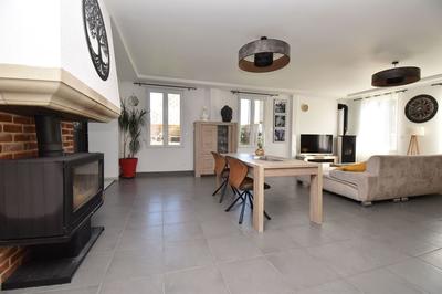 Corps de ferme - 245 m² - 8 pièces