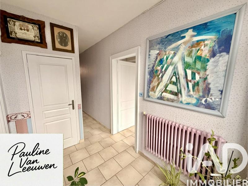 Maison - 190 m² - 9 pièces