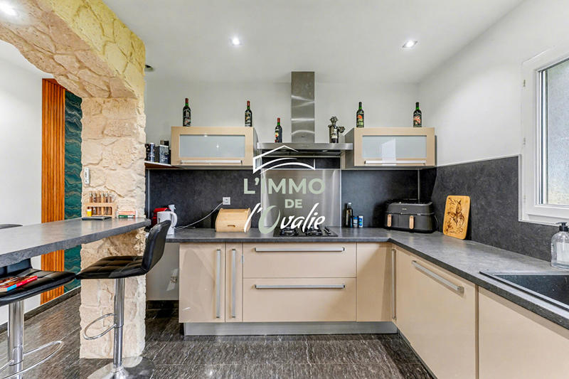 Maison - 170 m² - 5 pièces