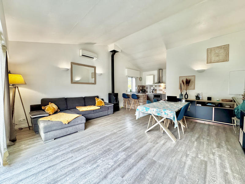 Appartement - 82 m² - 3 pièces