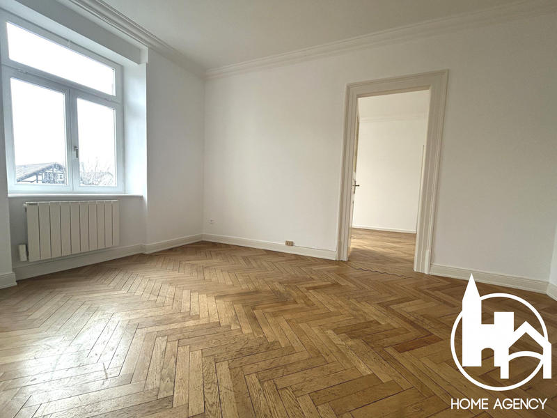 Appartement - 95 m² - 5 pièces