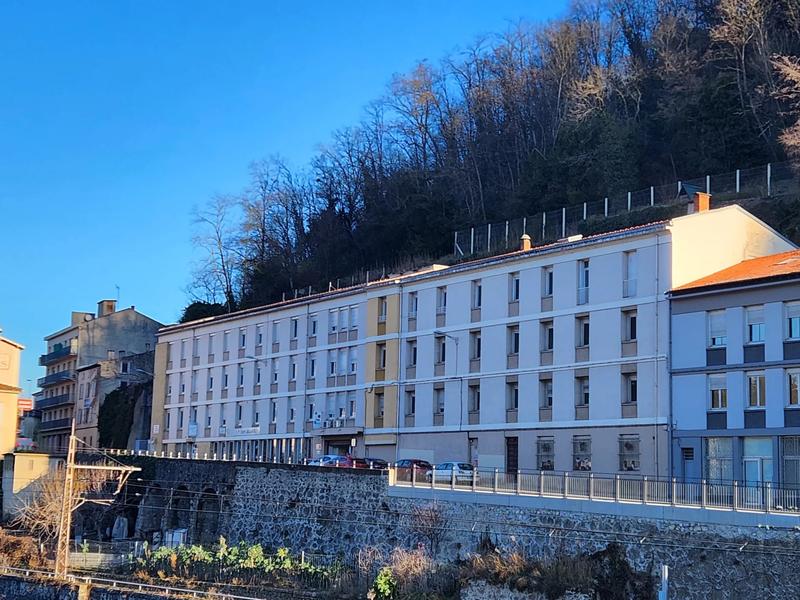 Immeuble - 2 300 m²