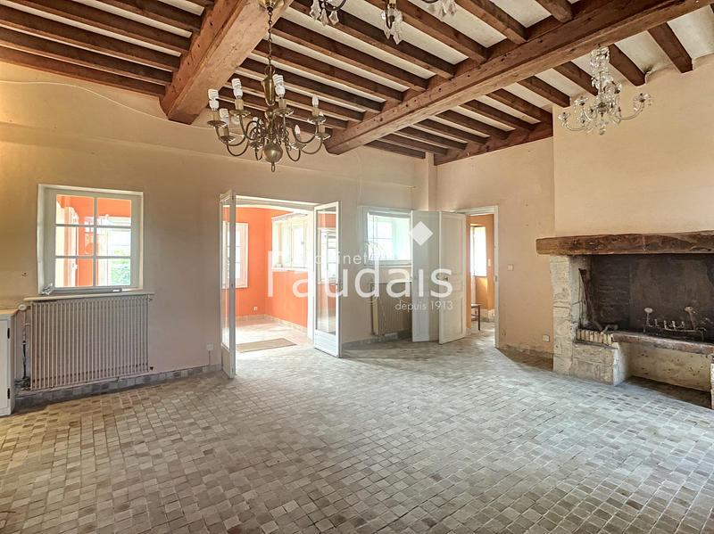 Maison - 200 m² - 11 pièces