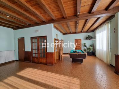 Immeuble - 600 m² - 15 pièces