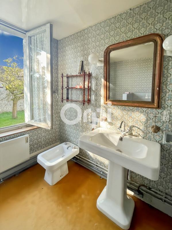 Maison - 209 m² - 9 pièces