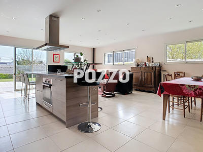 Maison - 123 m² - 6 pièces