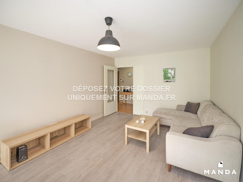 Chambre - 14 m² - 4 pièces