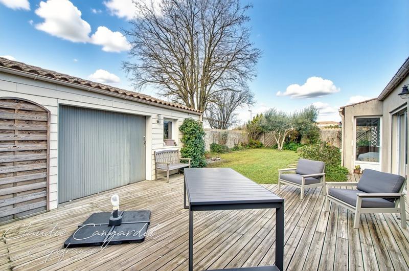 Maison - 182 m² - 6 pièces