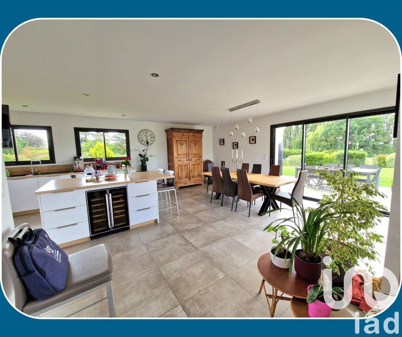 Maison - 175 m² - 10 pièces