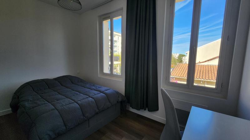 Maison - 174 m² - 9 pièces