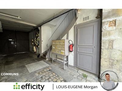 Immeuble - 682 m² - 33 pièces