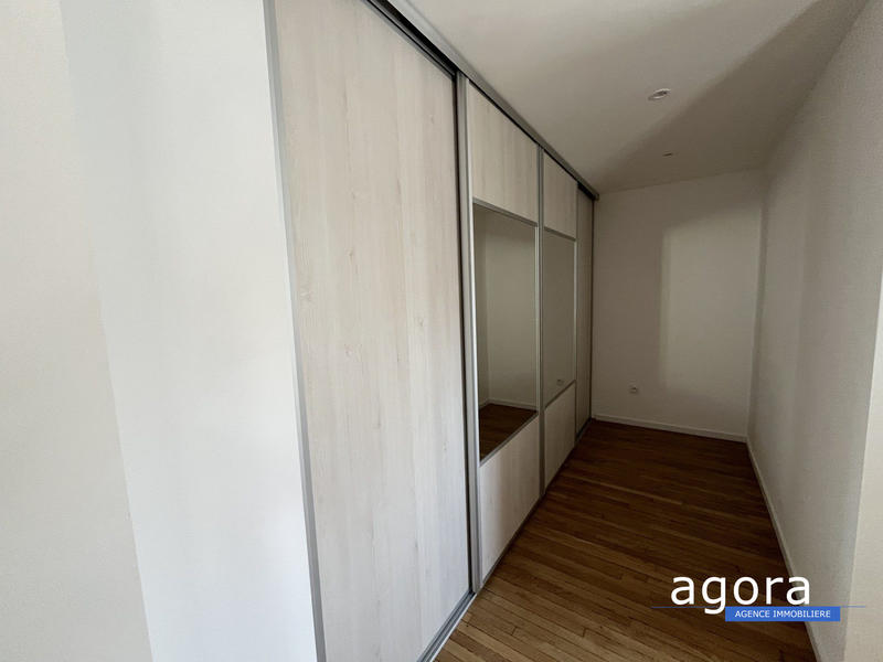 Maison - 191 m² - 8 pièces