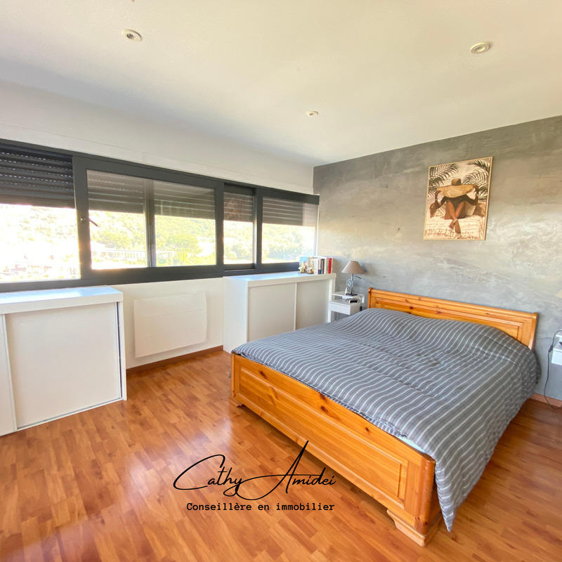 Villa - 150 m² - 5 pièces