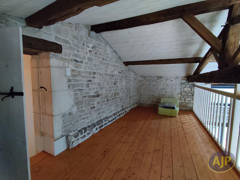 Maison - 168 m² - 6 pièces