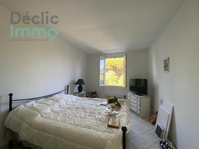 Maison - 249 m² - 7 pièces