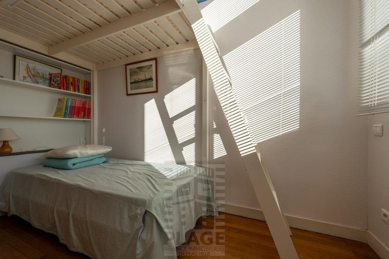 Appartement - 82 m² - 4 pièces