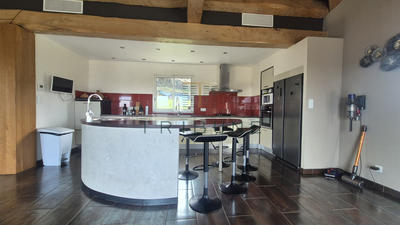 Maison - 125 m² - 4 pièces