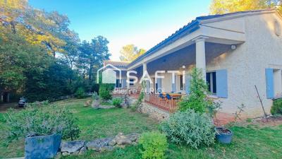 Maison - 200 m² - 6 pièces