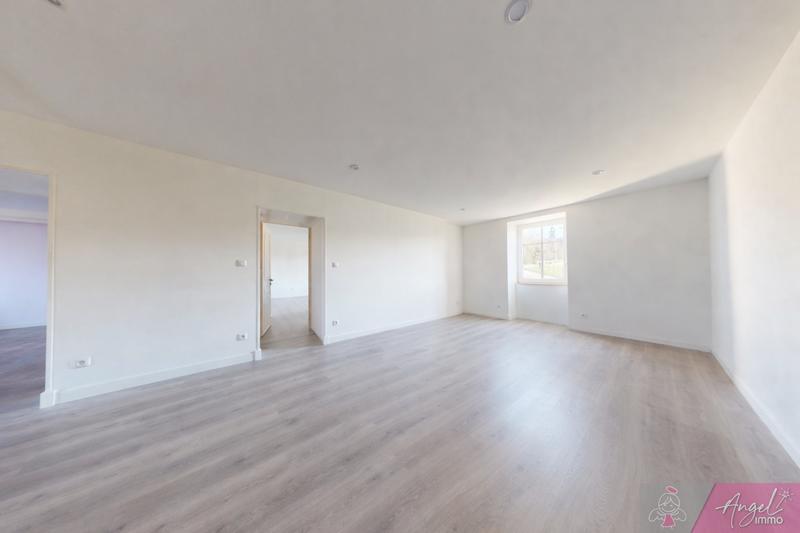 Maison - 250 m² - 8 pièces