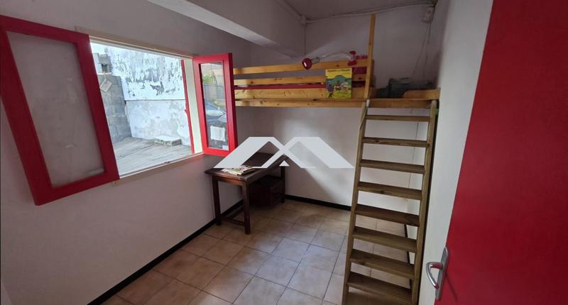 Appartement - 102 m² - 5 pièces