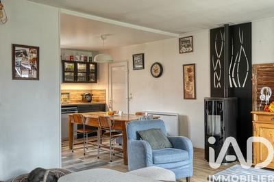 Maison - 117 m² - 7 pièces