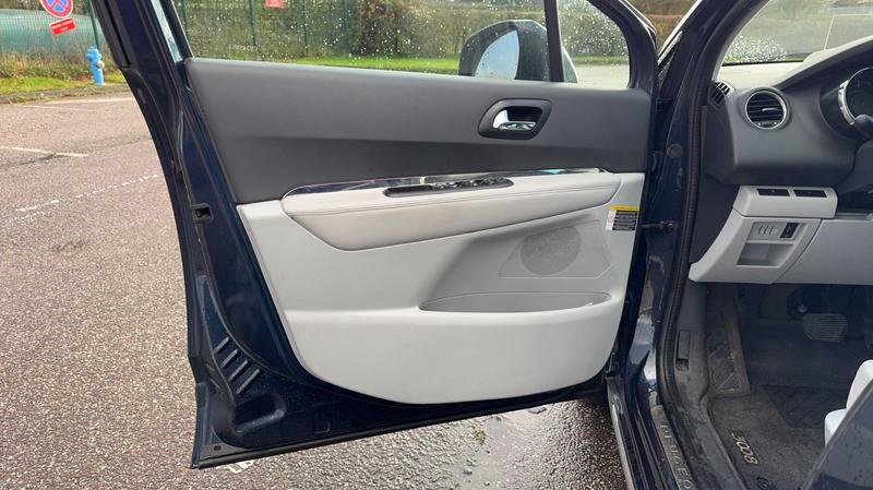 Peugeot 3008 1.6 Bluehdi 120 Allure