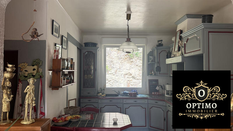 Maison - 110 m² - 6 pièces