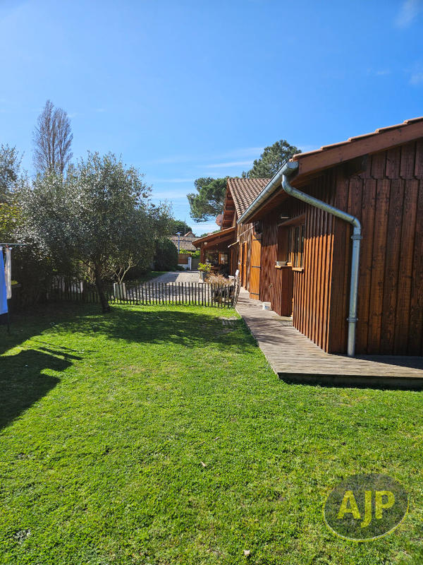 Maison - 188 m² - 7 pièces