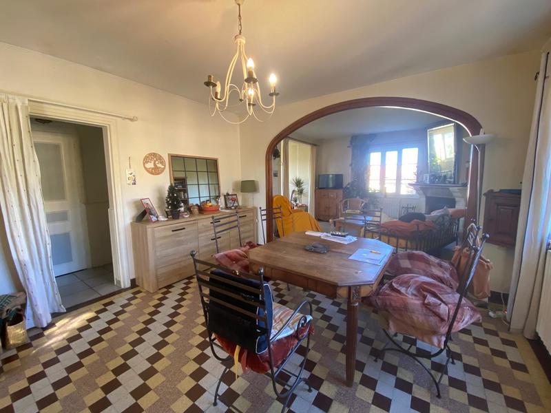 Maison - 102 m² - 5 pièces