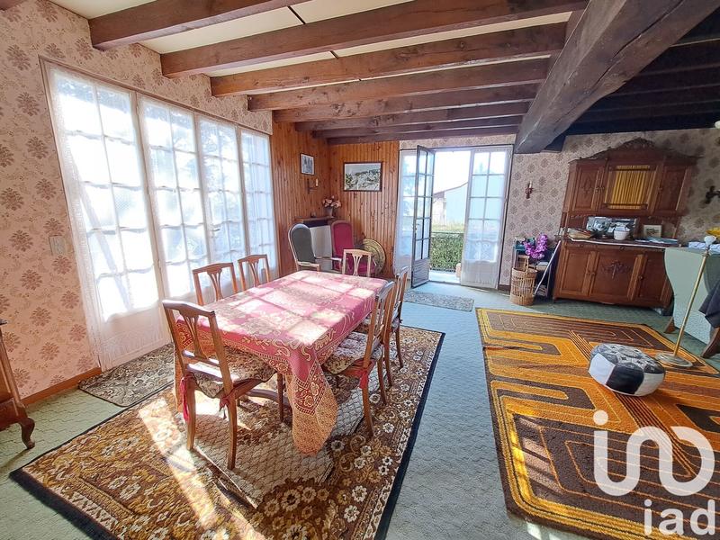 Maison - 196 m² - 8 pièces