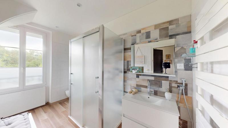 Maison - 229 m² - 7 pièces