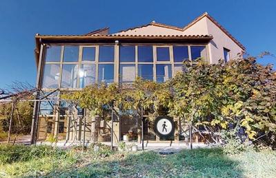 Maison - 220 m² - 9 pièces