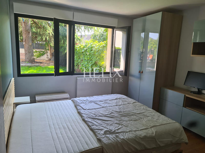 Maison - 220 m² - 6 pièces